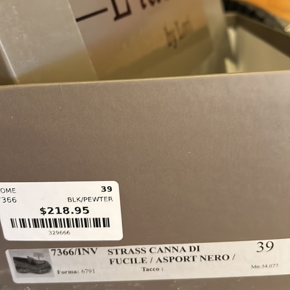 NiB L’idea by Lori Jeweled encrusted Loafer. Size 39 - Picture 4 of 8